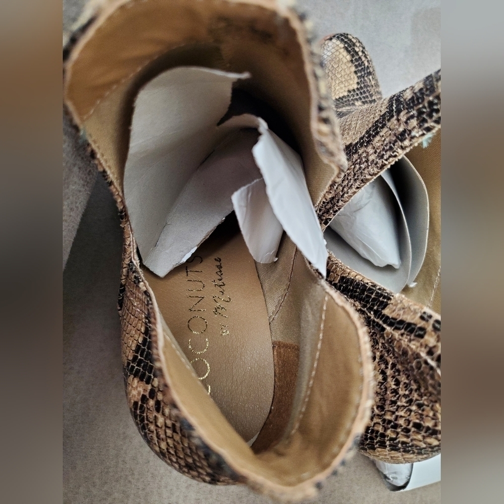 NEW Coconuts Matisse Trader Bootie Brown Snake Si… - image 5